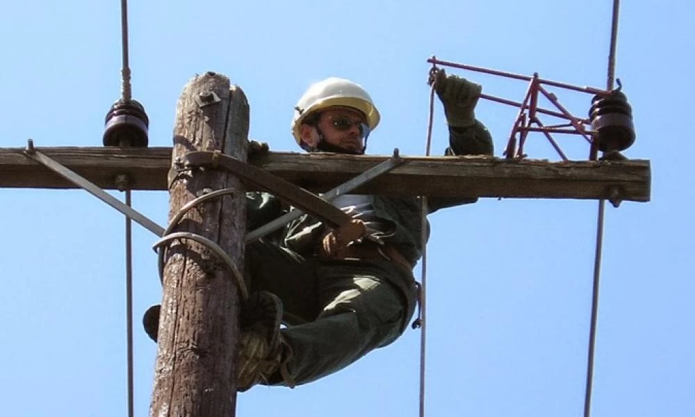 Μπαράζ διακοπών ηλεκτροδότησης στην Αττική - Αναλυτικά περιοχές και ώρες